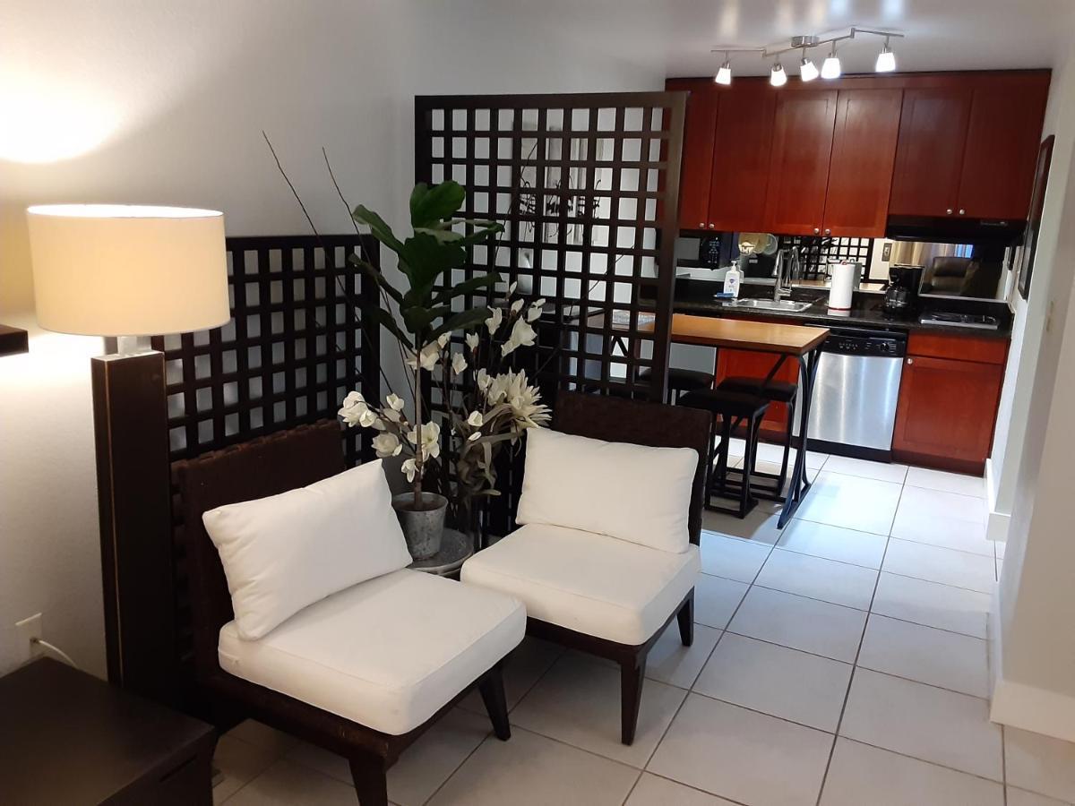 Apartment Riverview, 507, Steps Away!+pool+wifi Ruskin