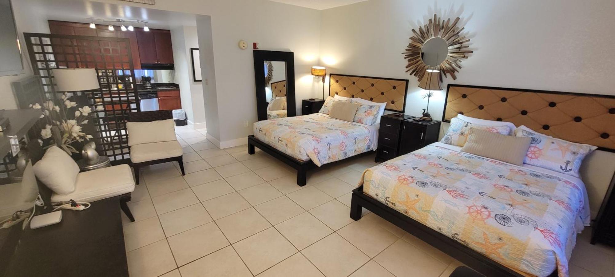 Riverview, 507, Steps Away!+pool+wifi *